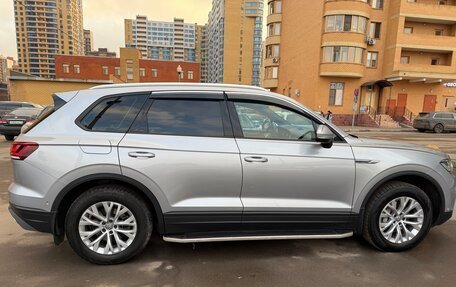Volkswagen Touareg III, 2019 год, 4 650 000 рублей, 3 фотография