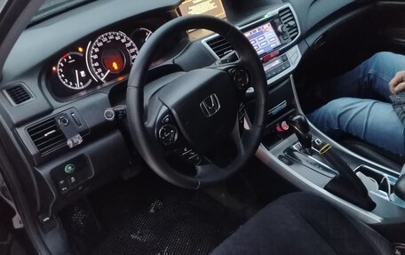 Honda Accord IX рестайлинг, 2013 год, 1 900 000 рублей, 8 фотография