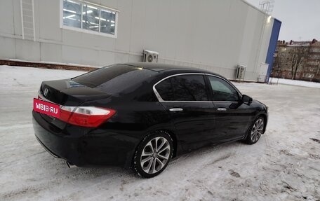 Honda Accord IX рестайлинг, 2013 год, 1 900 000 рублей, 3 фотография