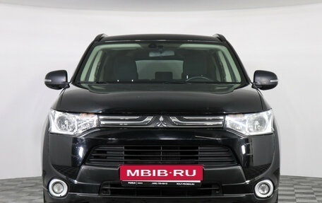 Mitsubishi Outlander III рестайлинг 3, 2014 год, 1 699 000 рублей, 2 фотография