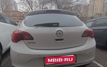 Opel Astra J, 2014 год, 1 050 000 рублей, 6 фотография