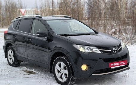 Toyota RAV4, 2014 год, 1 870 000 рублей, 2 фотография