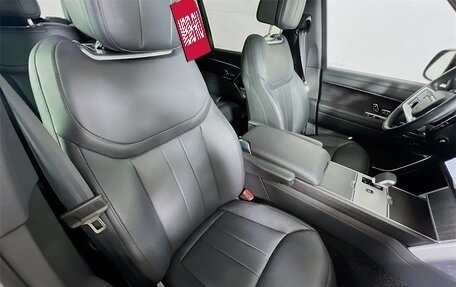 Land Rover Range Rover IV рестайлинг, 2025 год, 16 750 000 рублей, 14 фотография