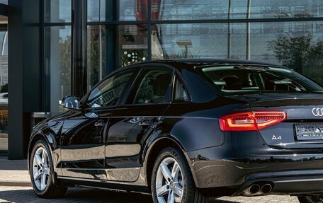 Audi A4, 2015 год, 1 295 000 рублей, 9 фотография