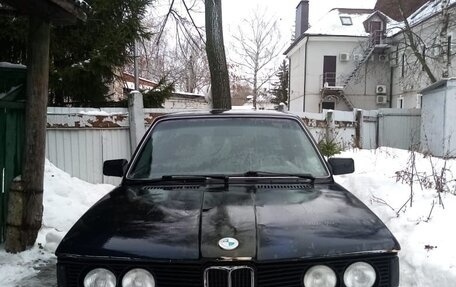 BMW 3 серия, 1982 год, 300 000 рублей, 1 фотография