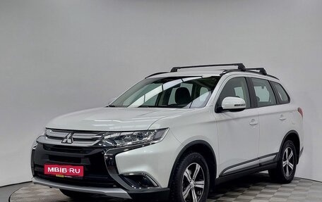 Mitsubishi Outlander III рестайлинг 3, 2018 год, 2 199 000 рублей, 1 фотография