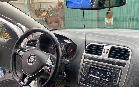 Volkswagen Polo VI (EU Market), 2016 год, 1 200 000 рублей, 3 фотография