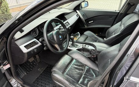 BMW 5 серия, 2004 год, 890 000 рублей, 12 фотография