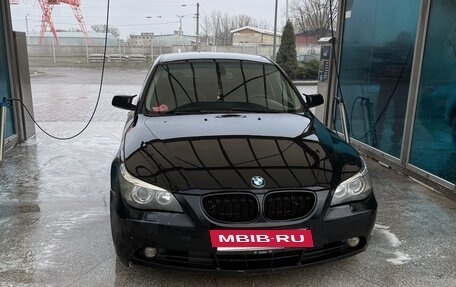 BMW 5 серия, 2004 год, 890 000 рублей, 18 фотография