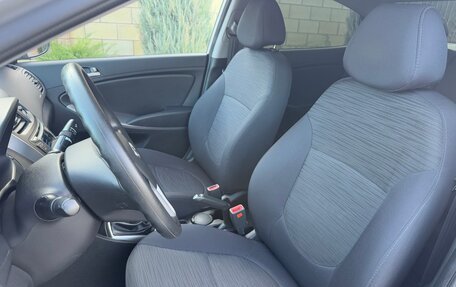 Hyundai Solaris II рестайлинг, 2014 год, 1 295 000 рублей, 28 фотография