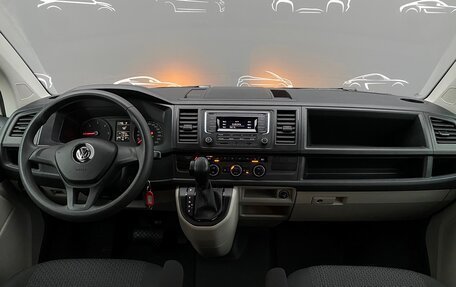 Volkswagen Caravelle T6 рестайлинг, 2019 год, 3 535 900 рублей, 6 фотография