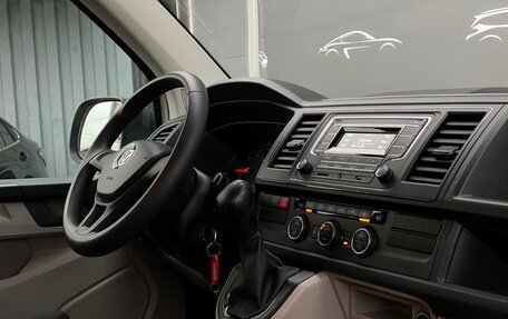 Volkswagen Caravelle T6 рестайлинг, 2019 год, 3 535 900 рублей, 7 фотография