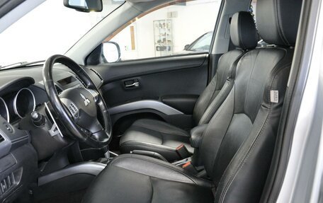 Mitsubishi Outlander III рестайлинг 3, 2012 год, 1 350 000 рублей, 7 фотография