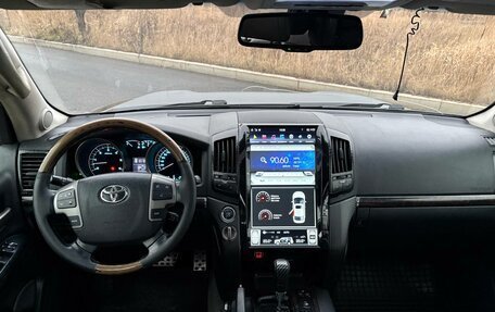 Toyota Land Cruiser 200, 2008 год, 2 149 000 рублей, 9 фотография