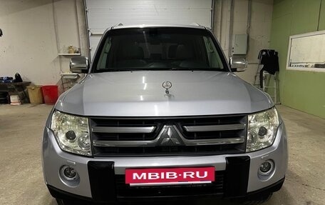 Mitsubishi Pajero IV, 2007 год, 1 500 000 рублей, 3 фотография
