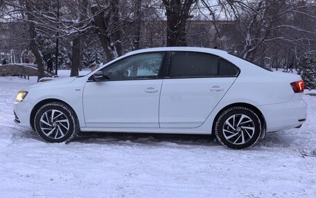 Volkswagen Jetta VI, 2018 год, 1 600 000 рублей, 6 фотография