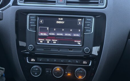 Volkswagen Jetta VI, 2018 год, 1 600 000 рублей, 9 фотография