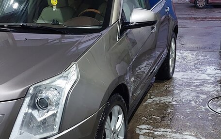 Cadillac SRX II рестайлинг, 2011 год, 1 280 000 рублей, 2 фотография