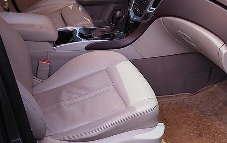 Cadillac SRX II рестайлинг, 2011 год, 1 280 000 рублей, 16 фотография