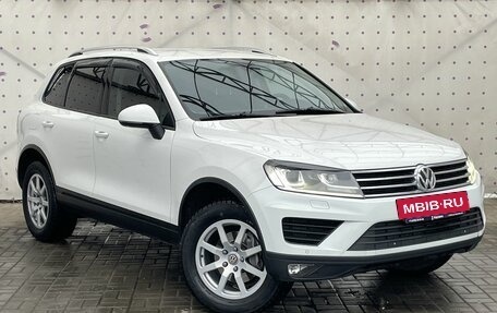 Volkswagen Touareg III, 2015 год, 2 850 000 рублей, 2 фотография