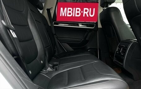 Volkswagen Touareg III, 2015 год, 2 850 000 рублей, 13 фотография