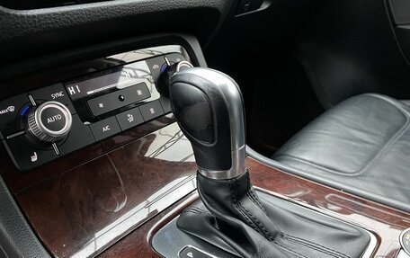 Volkswagen Touareg III, 2015 год, 2 850 000 рублей, 17 фотография