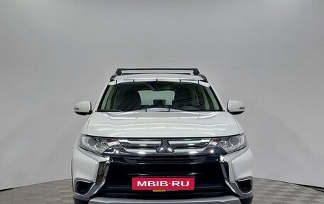Mitsubishi Outlander III рестайлинг 3, 2018 год, 2 199 000 рублей, 2 фотография