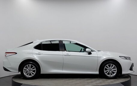 Toyota Camry, 2020 год, 2 999 000 рублей, 4 фотография