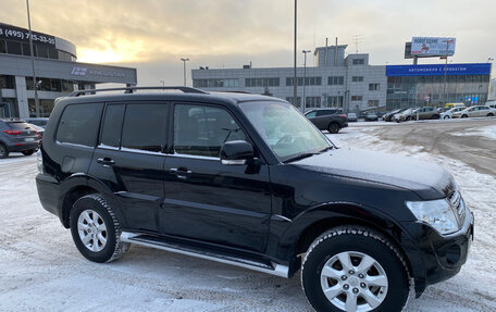 Mitsubishi Pajero IV, 2013 год, 2 600 000 рублей, 3 фотография