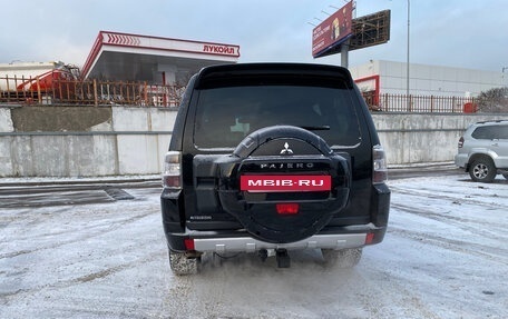 Mitsubishi Pajero IV, 2013 год, 2 600 000 рублей, 4 фотография