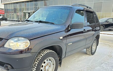 Chevrolet Niva I рестайлинг, 2018 год, 670 000 рублей, 4 фотография