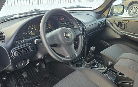 Chevrolet Niva I рестайлинг, 2018 год, 670 000 рублей, 17 фотография