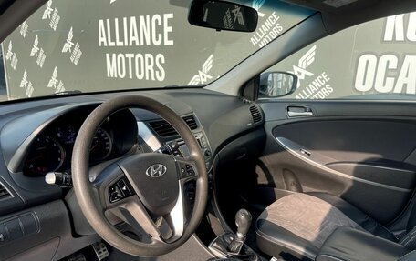 Hyundai Solaris II рестайлинг, 2015 год, 745 000 рублей, 11 фотография