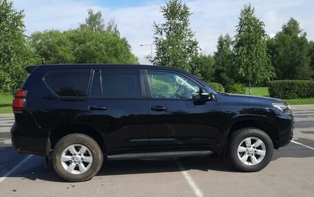 Toyota Land Cruiser Prado 150 рестайлинг 2, 2015 год, 3 200 000 рублей, 3 фотография