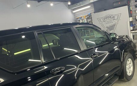 Toyota Land Cruiser Prado 150 рестайлинг 2, 2015 год, 3 200 000 рублей, 6 фотография