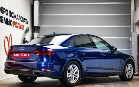 Audi A4, 2019 год, 2 195 000 рублей, 4 фотография