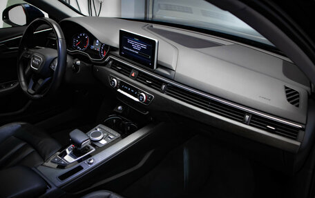 Audi A4, 2019 год, 2 195 000 рублей, 27 фотография