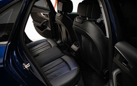 Audi A4, 2019 год, 2 195 000 рублей, 34 фотография