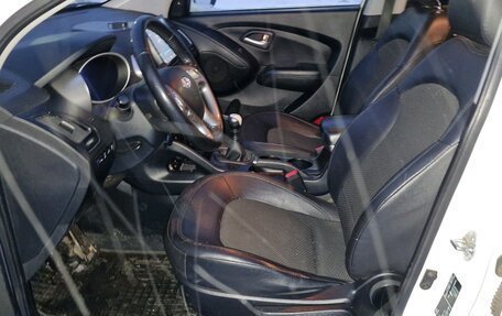 Hyundai ix35 I рестайлинг, 2012 год, 990 000 рублей, 6 фотография