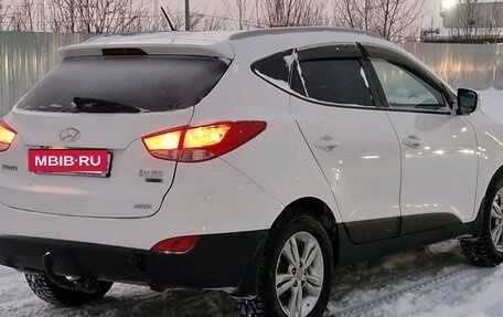Hyundai ix35 I рестайлинг, 2012 год, 990 000 рублей, 2 фотография
