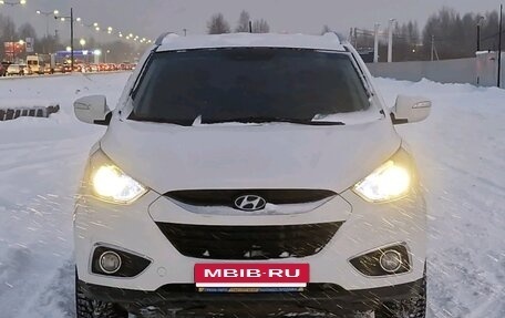 Hyundai ix35 I рестайлинг, 2012 год, 990 000 рублей, 3 фотография