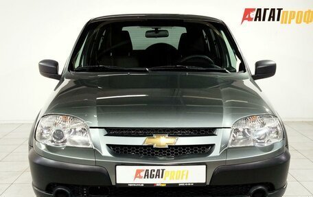 Chevrolet Niva I рестайлинг, 2018 год, 920 000 рублей, 2 фотография