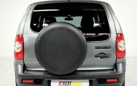 Chevrolet Niva I рестайлинг, 2018 год, 920 000 рублей, 6 фотография