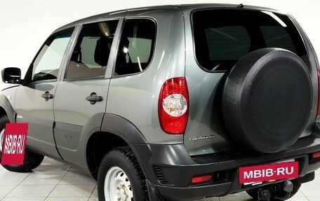 Chevrolet Niva I рестайлинг, 2018 год, 920 000 рублей, 7 фотография