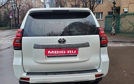 Toyota Land Cruiser Prado 150 рестайлинг 2, 2018 год, 4 300 000 рублей, 6 фотография