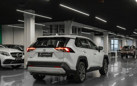 Toyota RAV4, 2025 год, 4 250 000 рублей, 5 фотография