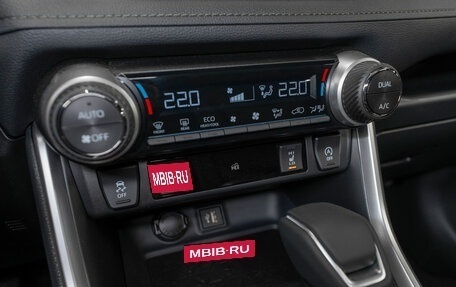 Toyota RAV4, 2025 год, 4 250 000 рублей, 21 фотография