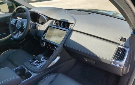 Jaguar E-Pace, 2024 год, 5 853 000 рублей, 12 фотография