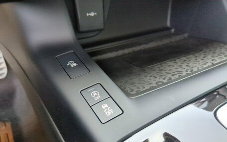 Jaguar E-Pace, 2024 год, 5 853 000 рублей, 23 фотография