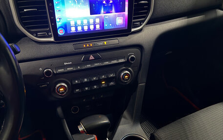 KIA Sportage IV рестайлинг, 2019 год, 2 049 000 рублей, 10 фотография